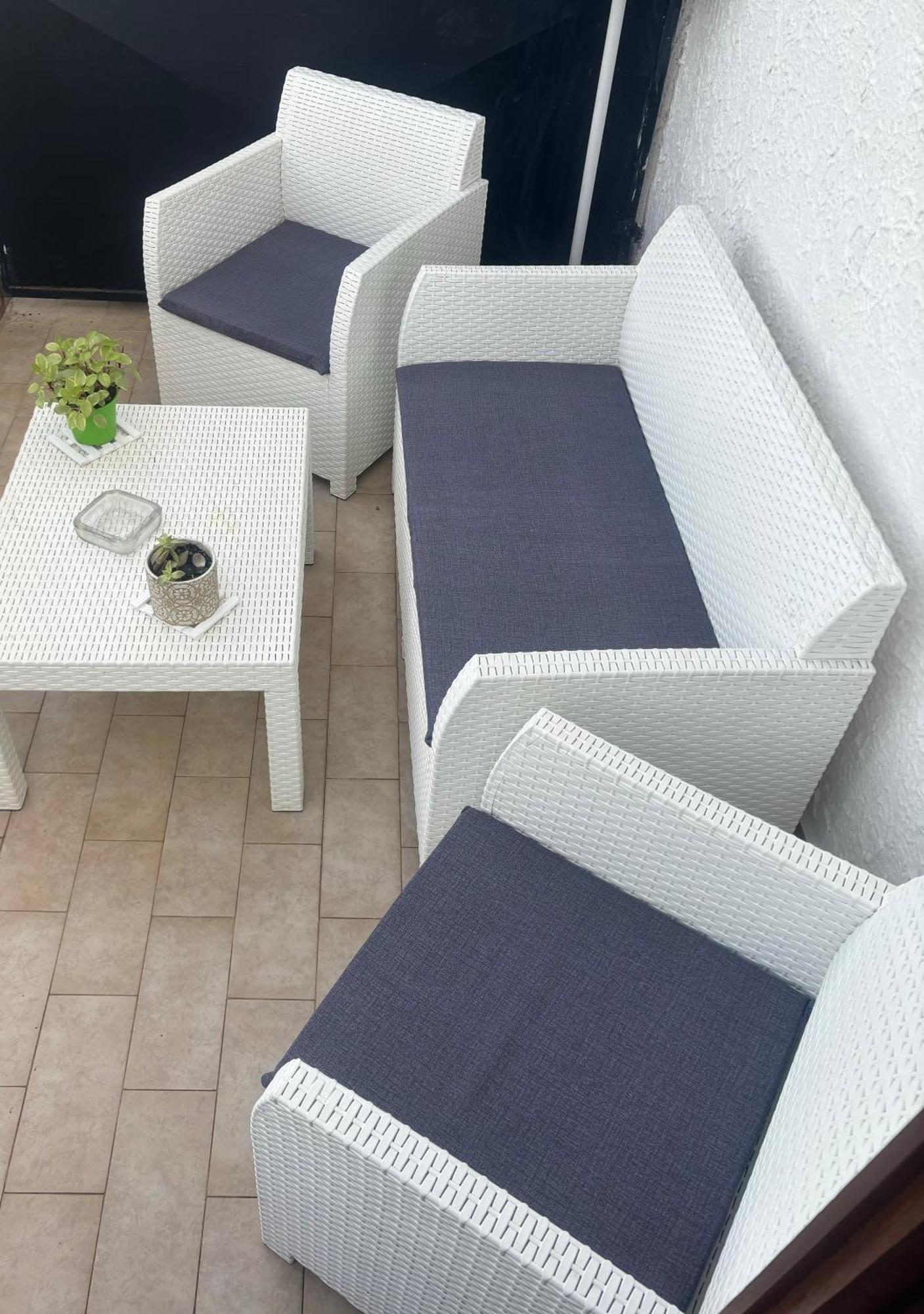 Appartamento Giardini Naxos Butterflies Home Скизо Экстерьер фото