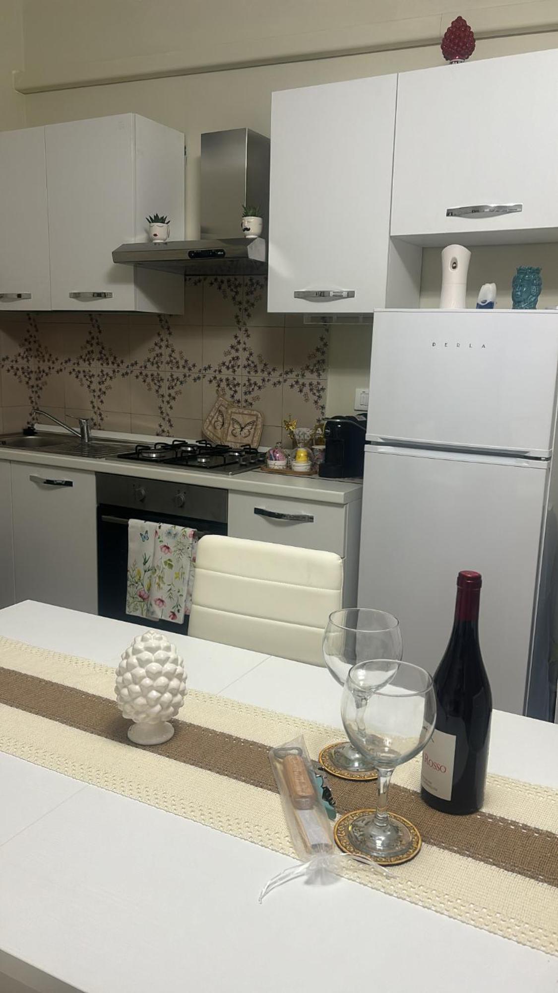 Appartamento Giardini Naxos Butterflies Home Скизо Экстерьер фото